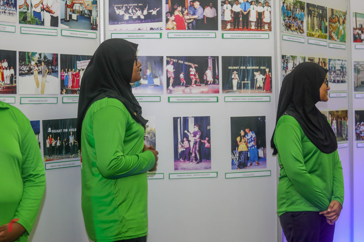 25 ޖުލައި 2019 --ކަލާފާނު ސުކޫލުގެ 30 ވަނަ އަހަރީ ދުވަސް ފާހަގަކުރުމުގެ ގޮތުން ބޭއްވި ފޮޓޯ މައުރަޒު ހުޅުވުމުގެ ރަސްމިއްޔާތު- ފޮޓޯ: ޝުއައިބް މުހައްމަދު