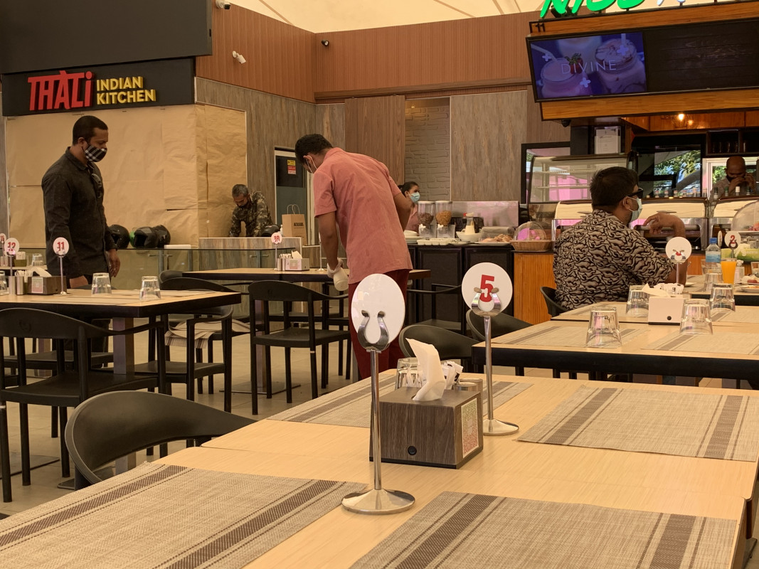 ކެފޭ ރެސްޓޯރެންޓް