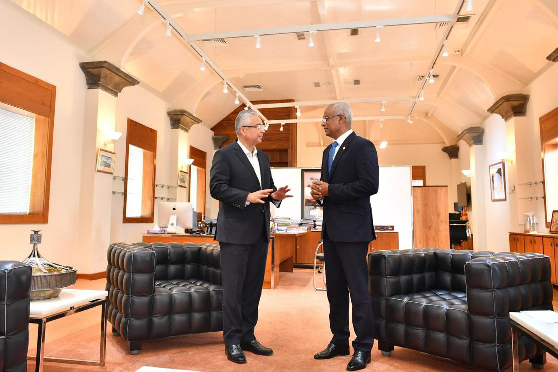 20 ޖުލައި 2019 --މޮރިޝަސްގެ ބޮޑުވަޒީރާ އެކު ކުރިޔަށްދިޔަ ބައްދަލުވުމުގެ ތެރެއިން-- ފޮޓޯ: ރައީސް އޮފީސް