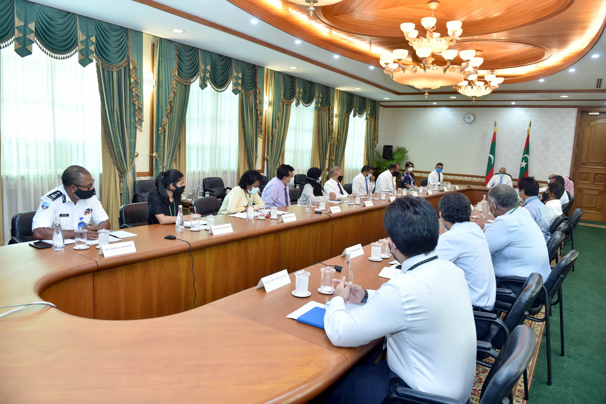 ރާއްޖޭގެ ބޯޑަރު ހުޅުވާލުމުގެ ކުރިން ވާންޖެހޭ ތައްޔާރީތަކާ ބެހޭގޮތުން ރައީސުލްޖުމްހޫރިއްޔާ އކަމާބެހޭ ފަރާތްތަކާއި މަޝްވަރާކުރެއްވުން -- ފޮޓޯ: ރައީސް އޮފީސް