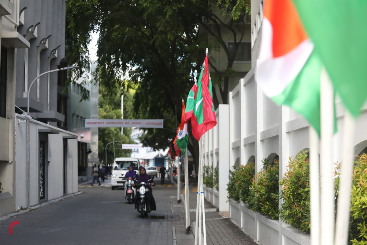 08 ޖޫން 2019 -- އިންޑިޔާގެ ބޮޑުވަޒީރު ނަރެންދުރާ މޯދީއަށް މަރުހަބާ ދެންނެވުމުގެ ގޮތުން މާލޭގެ މަގުތައް ޒީނަތްތެރި ކޮށްފައި-- ފޮޓޯ: ޝުއައިބް މުހައްމަދު