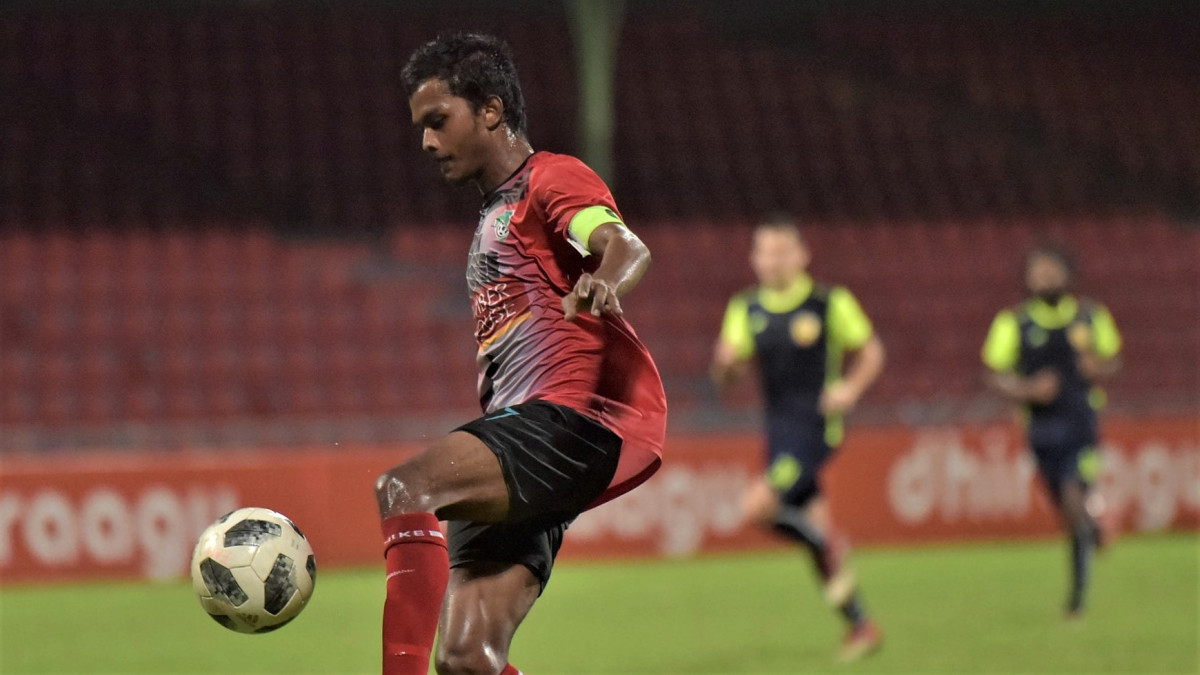 ޒުވާން ފޯވާޑް މުޙައްމަދު ޖައިލަމް (އޮގީ): އޭނާ އަކީ ކުރިއަށް އޮތް ސީޒަނަށް ގްރީންއަށް ސޮއިކުރި ފުރަތަމަ ކުޅުންތެރިޔާ