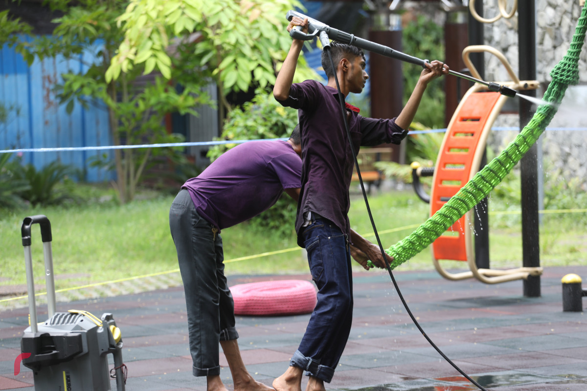 26 މެއި 2019: ސަލްޓަންޕާކު ސާފްކުރުމުގެ މަސްއްކަތްތައް ކުރަނީ -- ފޮޓޯ: ޝުއައިބް މުހައްމަދު