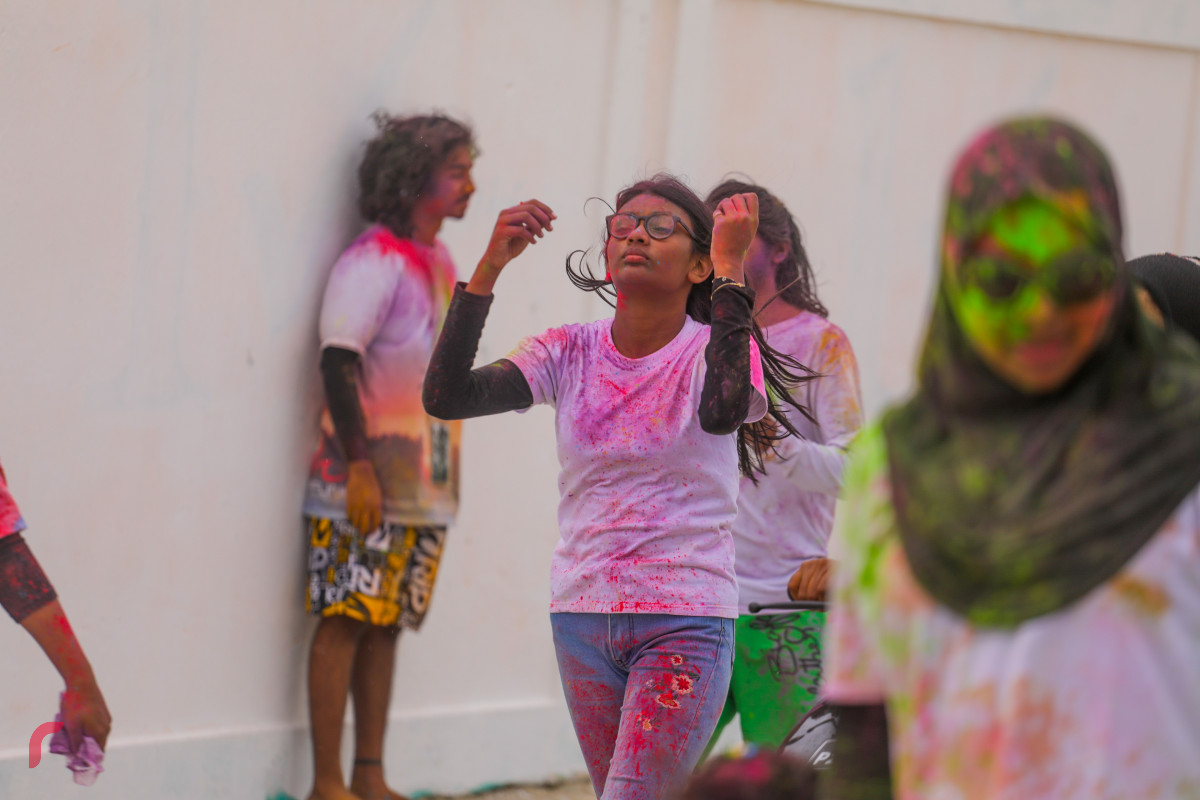 13 އޮގަސްޓް 2019 | ހއ. ހޯރަފުށި -- ޢީދު ފާހަގަކުރުމުގެ ގޮތުން "ހާއުފާ ކަލާރ ރަން" ގެ ނަމުގައި ހޯރަފުށީގައި ކުރިޔަށް ގެންދެވުން ދުވުމުގެ ތެރެއިން -- ފޮޓޯ: ޝުއައިބް މުހައްމަދު