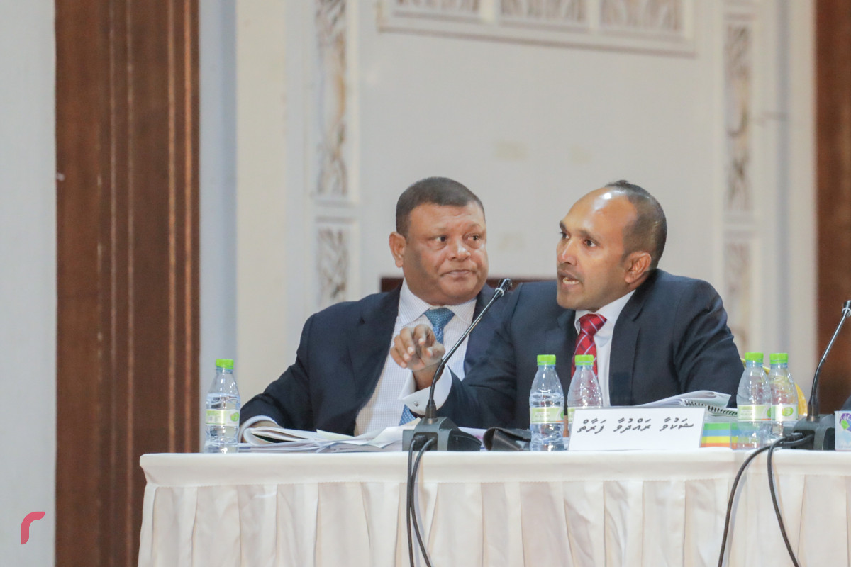 20 ޖޫން 2019 --ހުޅުވާލެވިގެން ކުރިއަށް ގެންދިޔަ ފަންޑިޔާރު އަބްދުﷲ ދީދީގެ އަޑުއެހުމުގައި ވަކީލް ޑރ. މުހައްމަދު ޖަމީލް އަހްމަދު ވާހަކަ ދައްކަވަނީ-- ފޮޓޯ: ޝުއައިބް މުހައްމަދު