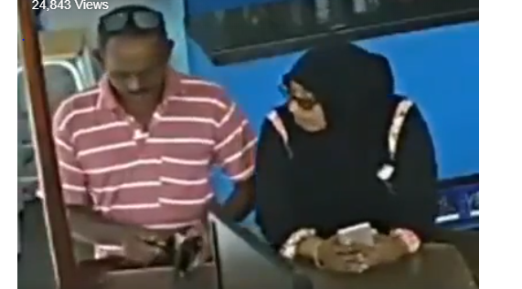 ވޮލެޓް ވަގަށް ގެންދިޔަ ކަމަށް ބެލެވޭ ދެމަފިރިން