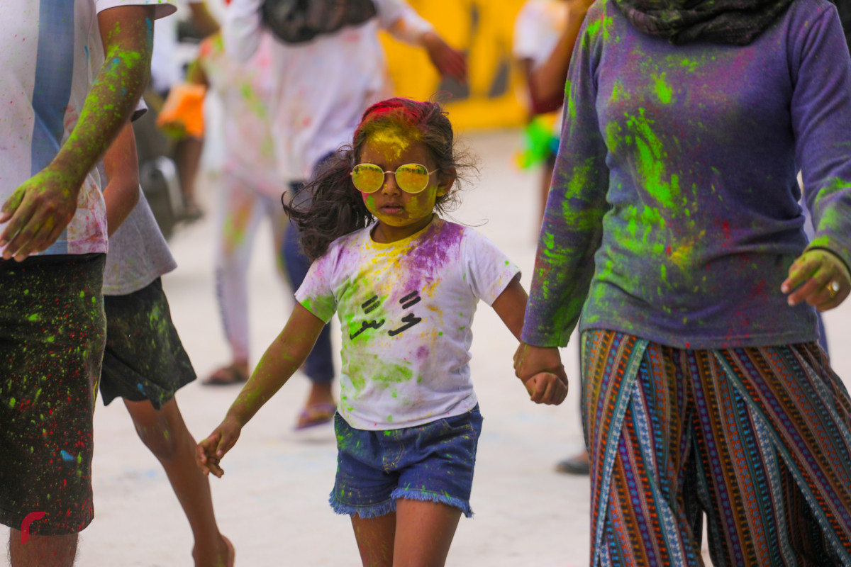 13 އޮގަސްޓް 2019 | ހއ. ހޯރަފުށި -- ޢީދު ފާހަގަކުރުމުގެ ގޮތުން "ހާއުފާ ކަލާރ ރަން" ގެ ނަމުގައި ހޯރަފުށީގައި ކުރިޔަށް ގެންދެވުން ދުވުމުގެ ތެރެއިން -- ފޮޓޯ: ޝުއައިބް މުހައްމަދު