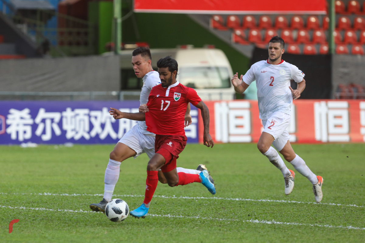 ވޯލްޑްކަޕް ކޮލިފައިން ދިވެހިރާއްޖެ އާއި ފިލިޕީންސް ބައްދަލުކުރި މެޗުގެ ތެރެއިން -- ފޮޓޯ: ރާއްޖެ.އެމްވީ