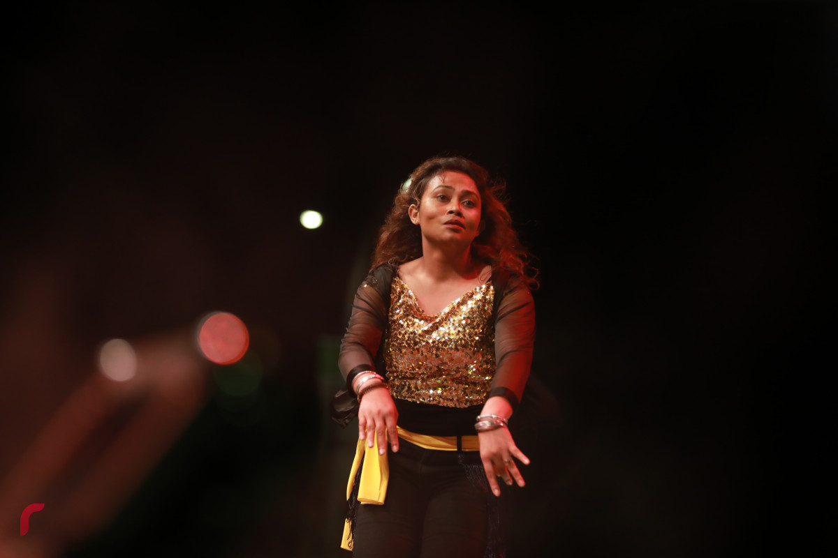 12 އޮގަސްޓު 2019/ހއ.ހޯރަފުށި --ހާއުފާ ޢީދު ޝޯގައި ރިޝްމީ، ރަވީ، ނުޒޫ ގެ އިތުރުން އަޒޭ އާއި ޖުމާ އަދި މަޖޫ ގެ ބަލާ ހިތްވާ ފަދަ ފޯރިގަދަ ނެޝުން ތަކެއް ބެލުންތެރިންނަށް ވަނީ ގެނެސްދީފައި--ފޮޓޯ: ޝުއައިބް މުހައްމަދު