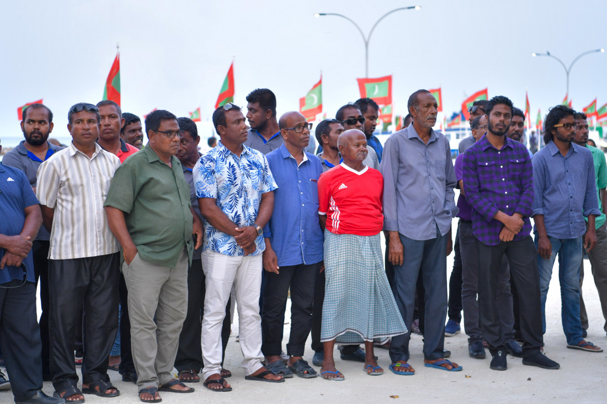 22 ޖޫން 2019 --ނައިބުރައިސް ތިލަދުންމައްޗަށް ކުރައްވާ ދަތުރުފުޅުގެ ތެރެއިން ހއ.ހޯރަފުއްޓަށް ވަޑައިގަތުން. މި ދަތުރުގައި އެމްޓީސީސީގެ ލޯންޗް ފެރީގެ ހިދުމަތް ވަނީ ފައްޓަވައިދެއްވާފައި.-- ފޮޓޯ: ރައީސް އޮފީސް