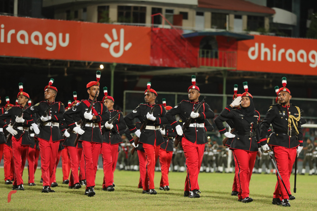 26 ޖުލައި 2019 --މިނިވަން ދުވަހުގެ ރަސްމީ ޕެރޭޑުގެ ހަރަކާތްތައް، ގަލޮޅު ދަނޑުގައި ބޭއްވި ޕެރޭޑް ޝަރަފްވެރި ކޮށްދެއްވީ ރައީސުލް ޖުމްހޫރިއްޔާ އިބްރާހިމް މުހައްމަދު ސޯލިހް-- ފޮޓޯ: ޝުއައިބް މުހައްމަދު