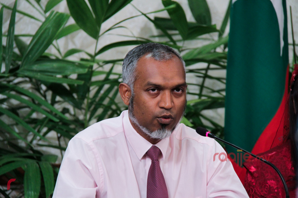 ޑރ. މުހައްމަދު މުއިއްޒު- މުއިއްޒު ވިދާޅުވީ، ސަރުކާރުން އެ ނިންމުން ބަލައިގަންނާނެ ކަމަށް އުއްމީދު ކުރައްވާ ކަމަށް