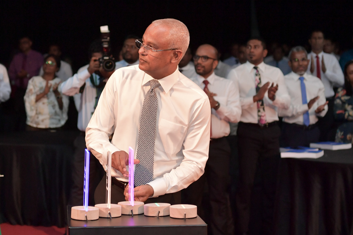 ކުރިއަށް އޮތް ފަސް އަހަރުގެ ތަރައްޤީގެ މިޞްރާބު ހިމެނޭ ސްޓްރެޓީޖިކް އެކްޝަން ޕްލޭން އިފްތިތާޙު ކޮށްދެއްވުން -- ފޮޓޯ: ރައީސް އޮފީސް