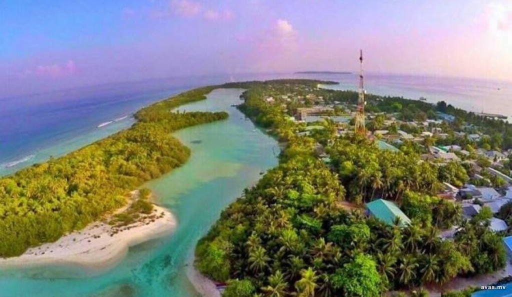 Manadhoo island in Noonu atoll