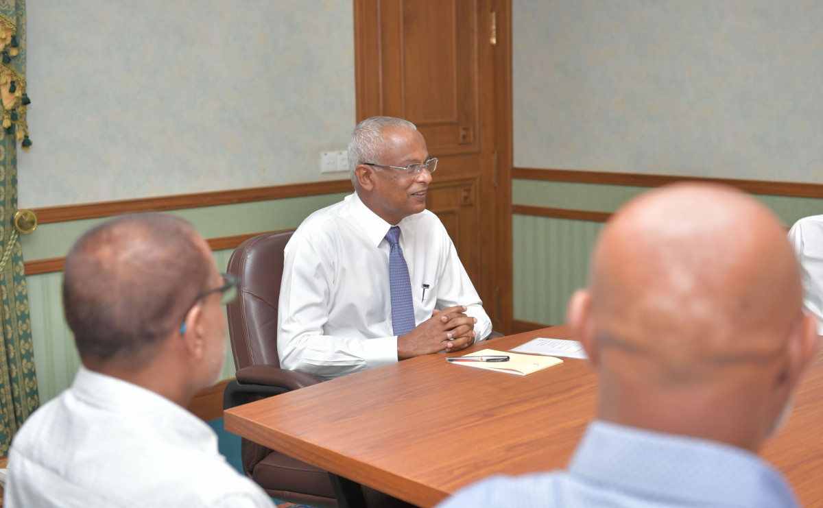 21 މެއި 2019: ރައީސުލް ޖުމްހޫރިއްޔާ ވޮލީބޯޅަ ވެޓެރެންސްގެ ބޭފުޅުންނާ ބައްދަލުކުރެއްވުން-- ފޮޓޯ: ރައީސް އޮފީސް