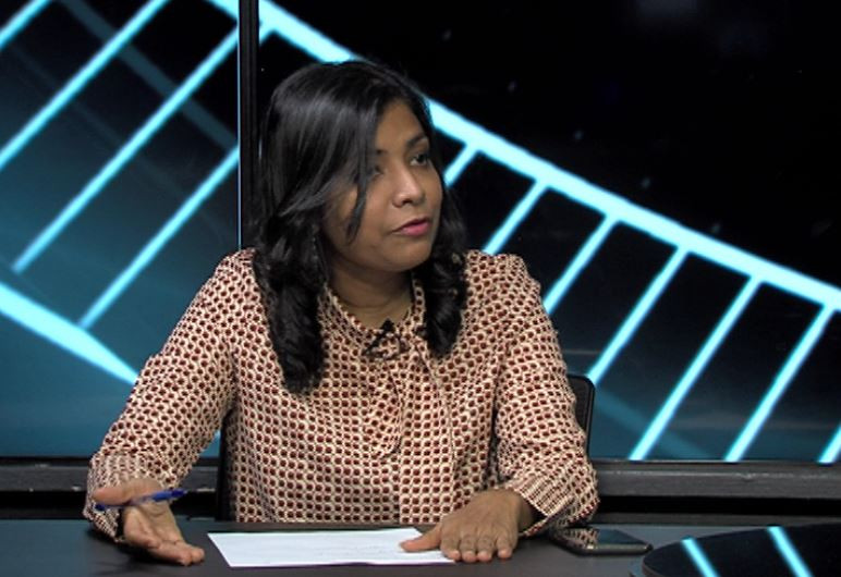 އައްޑޫ މީދޫ ދާއިރާގެ މަޖިލިސް މެމްބަރު ރޮޒެއިނާ އާދަމް