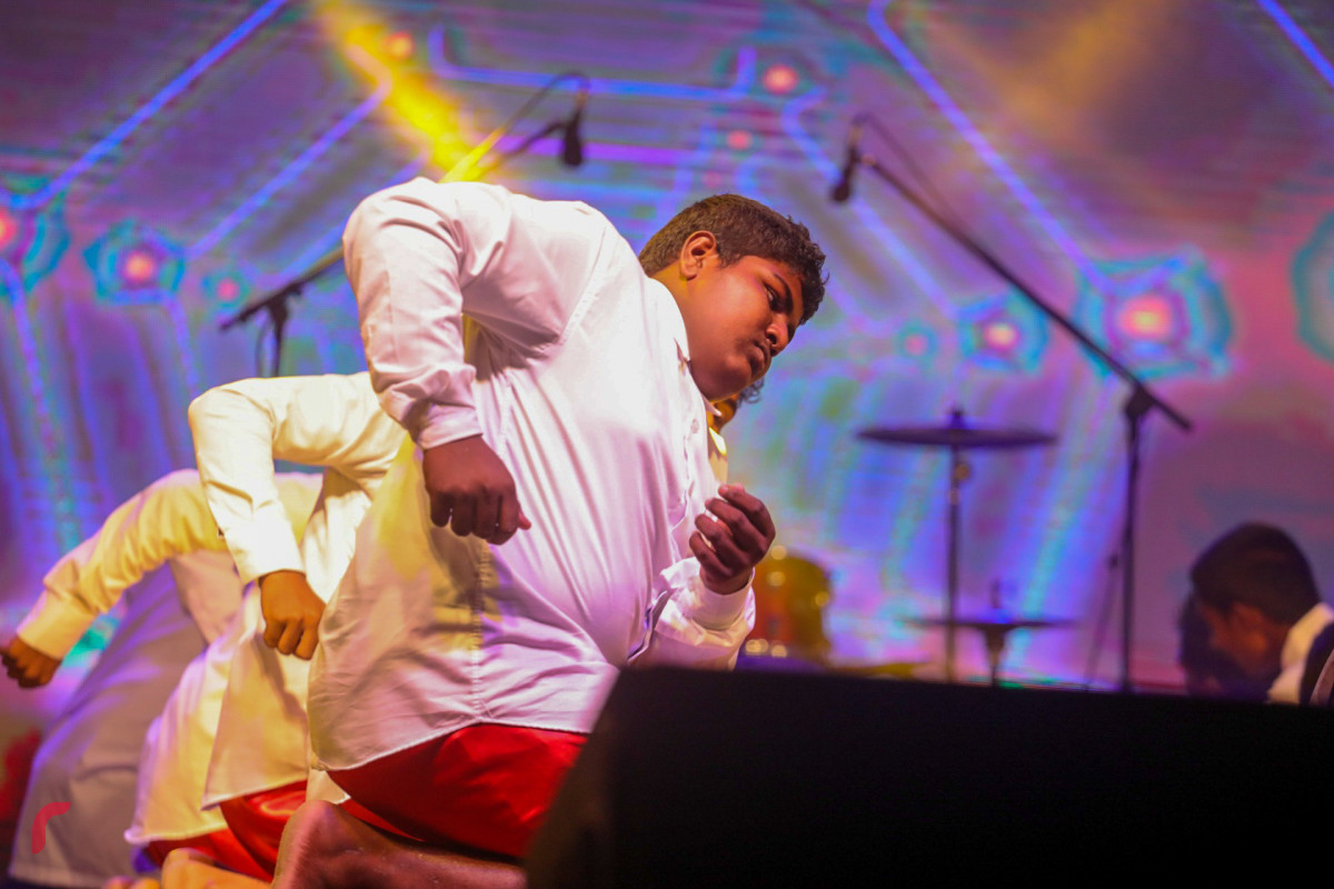 13 އޮގަސްޓް 2019 | ހއ. ހޯރަފުށި -- ހާއުފާ އީދު ޝޯވގެ 3 ވަނަރޭ. މި ޝޯވގައި ގްރެވިޓީ ބޭންޑްގެ އިތުރުން ހޯރަފުށީގެ ޒުވާނުންގެ ހަރަކާތްތައް ފެނިގެން ގޮސްފައިވޭ -- ފޮޓޯ: ޝުއައިބް މުހައްމަދު