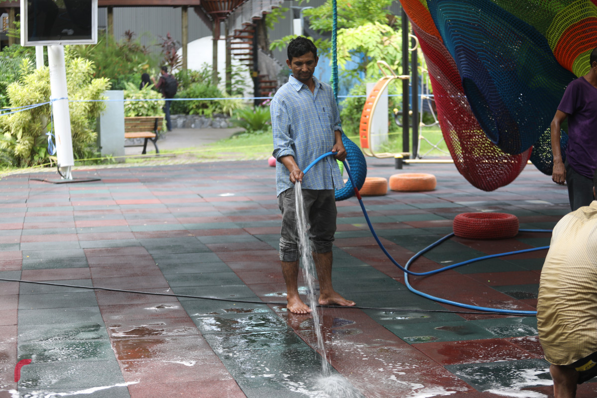 26 މެއި 2019: ސަލްޓަންޕާކު ސާފްކުރުމުގެ މަސްއްކަތްތައް ކުރަނީ -- ފޮޓޯ: ޝުއައިބް މުހައްމަދު