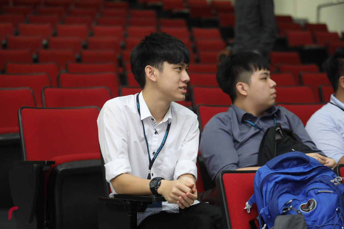 12 ޖޫން 2019 - - އޭޝިޔާ ޕެސިފިކް ޔުނިވަރސިޓީގެ ދަރިވަރުން ދިވެހިރާއްޖޭގެ ގައުމީ ޔުނިވަރސިޓީ އަށް ޒިޔާރަތް ކުރުން-- ފޮޓޯ: ޝުއައިބް މުހައްމަދު