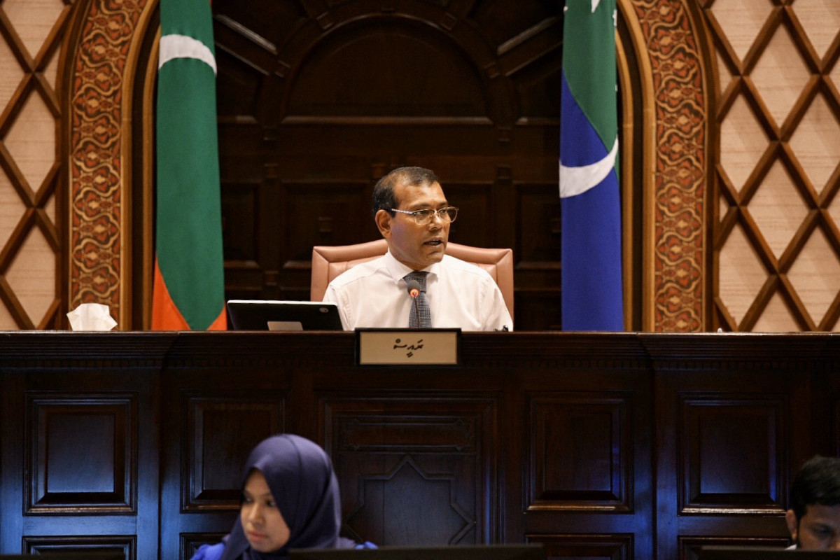 ރައްޔިތުންގެ މަޖިލީހުގެ ރައީސް މުހައްމަދު ނަޝީދު: މިއަދު މަޖިލީހުގެ ޗެމްބަރުގައި ކޮމެޓީތަކުގެ މުގައްރިރުންނާ ބައްދަލު ކުރައްވަނީ