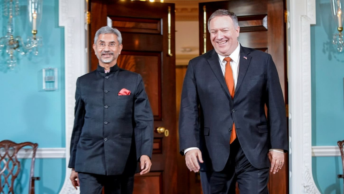 އެންމެ ފަހުން ބޭއްވި ބައްދަލުވުމުގައި އެމެރިކާގެ ސެކްރެޓަރީ އޮފް ސްޓޭޓް މައިކް ޕޮމްޕޭ (ކ) އަދި އިންޑިއާގެ އެކްސްޓާނަލް އެފެއަރޒް މިނިސްޓަރ ސުބްރަމަނިޔަމް (ވ)