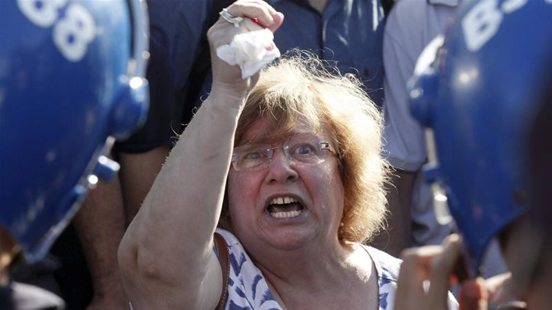 ގެޒީ ޕާކްގެ ހިމާޔަތުގައި ފެށުނު މުޒާހަރާތައް ފަހުން ބަދަލުވެގެން ގޮސްފައިވަނީ ސަރުކާރާ ދެކޮޅަށް ޝުއޫރުފާޅުކުރި މުޒާހަރާތަކަކަށް