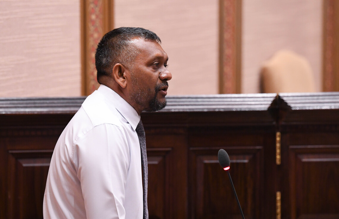 އިކޮނޮމިކް މިނިސްޓަރ ފައްޔާޒު އިސްމާއީލް މަޖިލީހުގެ ޖަލްސާގައި ވާހަކަ ދައްކަވަނީ