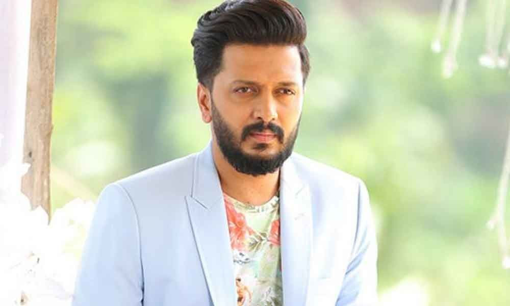 ރިތޭޝް ދޭޝްމުކް