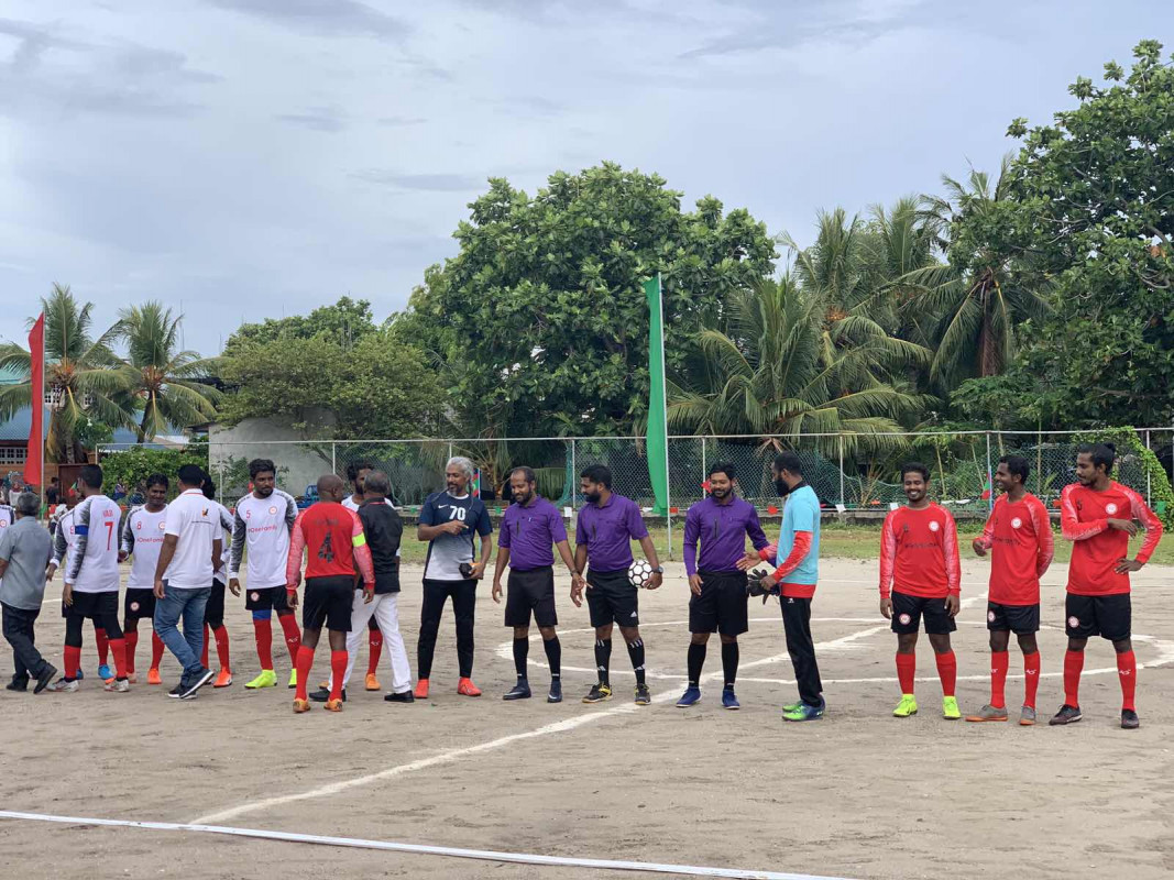 ދި ހޯކްސް ފުޓްސެލް މުބާރާތުގެ ތެރެއިން