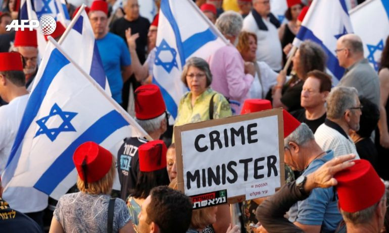 ތެލް އަވީވްގައި ބޭއްވި މުޒާހަރާގެ ތެރެއިން