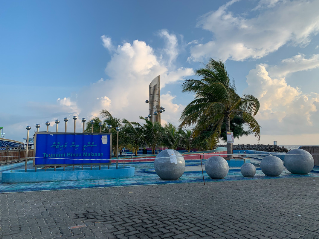 Tsunami Binaa Maizaan.
This is also a popular spot among locals.
Photo by RaajjeMV.
