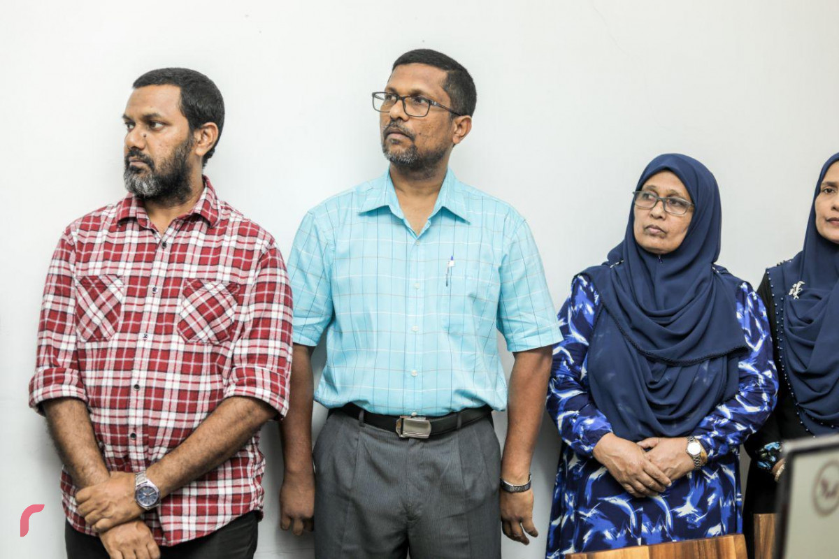 30 ޖޫން 2019 -- އެއްފަހަރު ބޭނުން ކޮށްފައި އެއްލައިލާ ޕްލާސްޓިކް ބޭނުން ކުރުން ހުއްޓާލުމަށް ނިންމައި، އެކަން ފާހަގަކުރުމަށް އެމް 7 އިން ބޭއްވި ރަސްމިއްޔާތުގެ ތެރެއިން - ސިންގަލް ޔޫސް ޕްލާސްޓިކް ހުއްޓާލަން ނިންމާފައިވަނީ ދިވެހި ސަރުކާރުން ހިންގަމުން ގެންދާ ސިންގަލް ޔޫސް ޕްލާސްޓިކް ބޭނުން ކުރުން ހުއްޓާލުމުގެ ކެމްޕޭންގައި ބައިވެރިވުމަށް -- ފޮޓޯ: ޝުއައިބް މުހައްމަދު