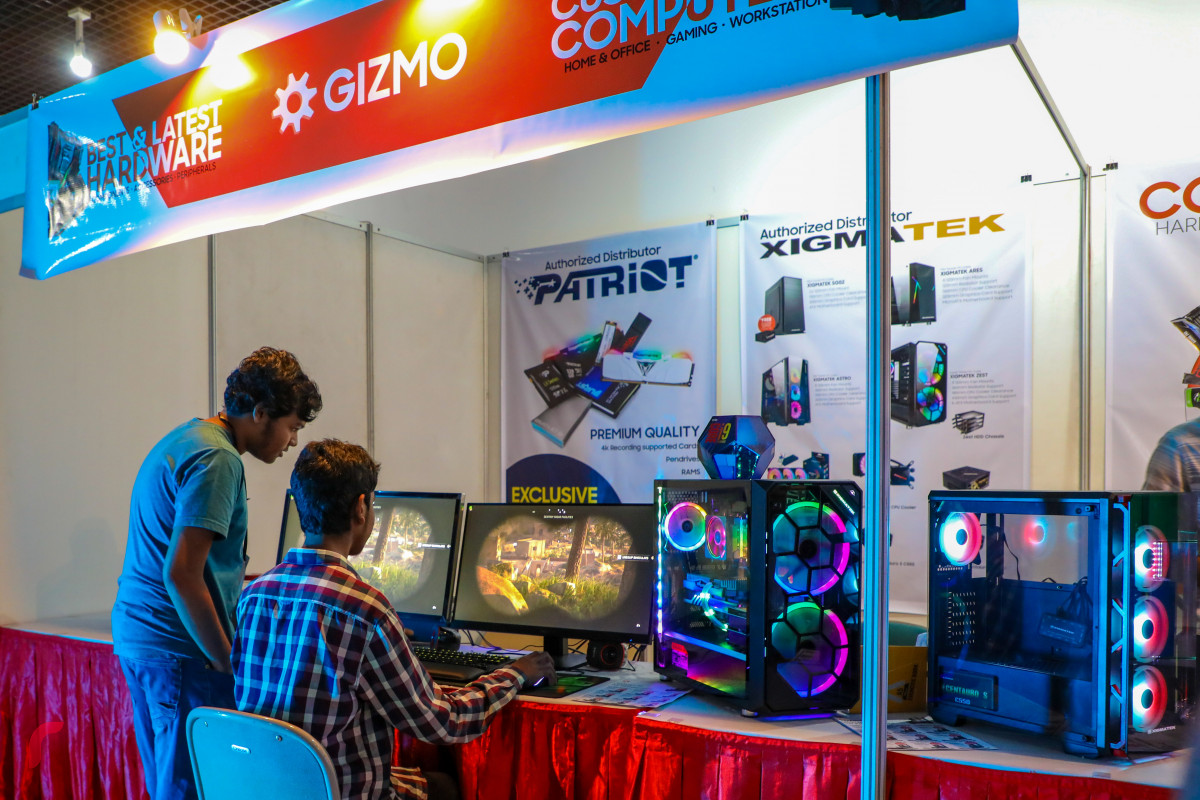 ނެޝަނަލް އާޓް ގެލަރީ ގައި ބޭއްވި ކޮސްޕްލޭ ގޭމިންގް ކޮންވެންޝަންގެ ތެރެއިން -- ފޮޓޯ : ޔޫސުފް ސޮފްވާން