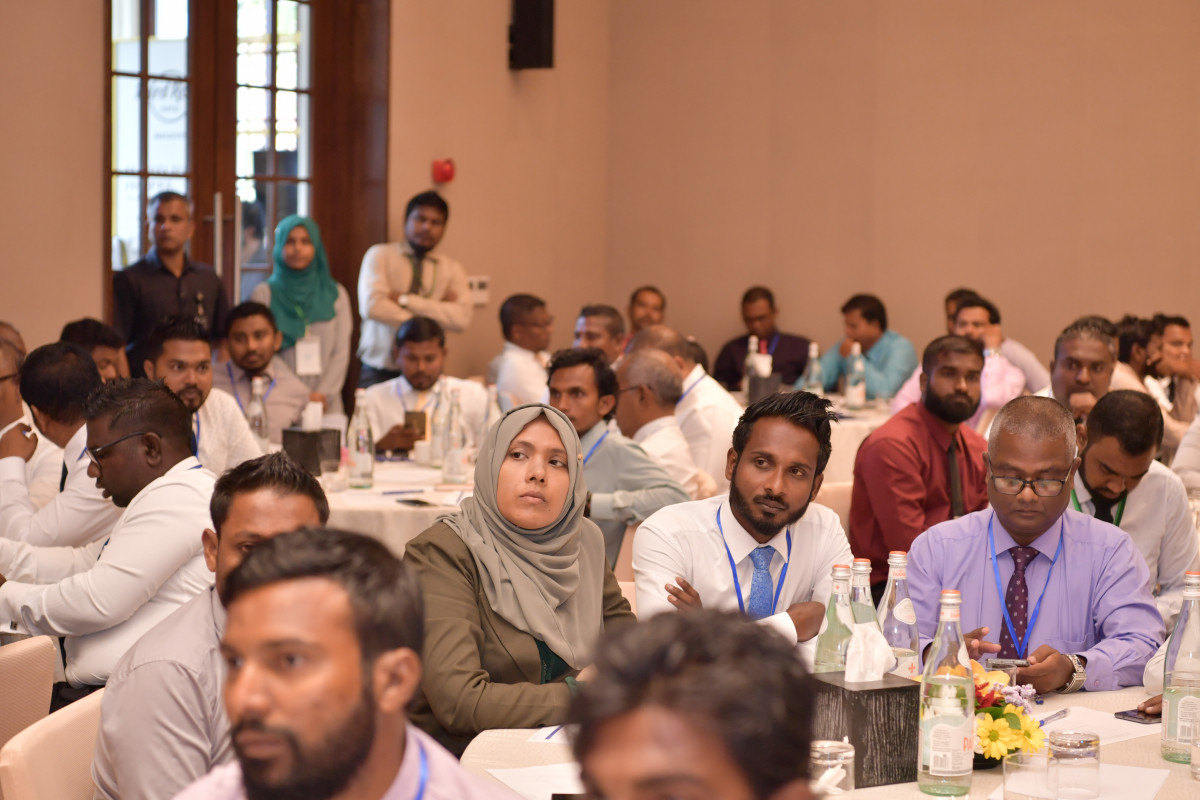 ކައުންސިލަރުންނަށް އަމާޒުކޮށްގެން ކުރިޔަށް ގެންދިޔަ ވިއަވަތި ރާއްޖެ މަހާސިންތާގެ ތެރެއިން