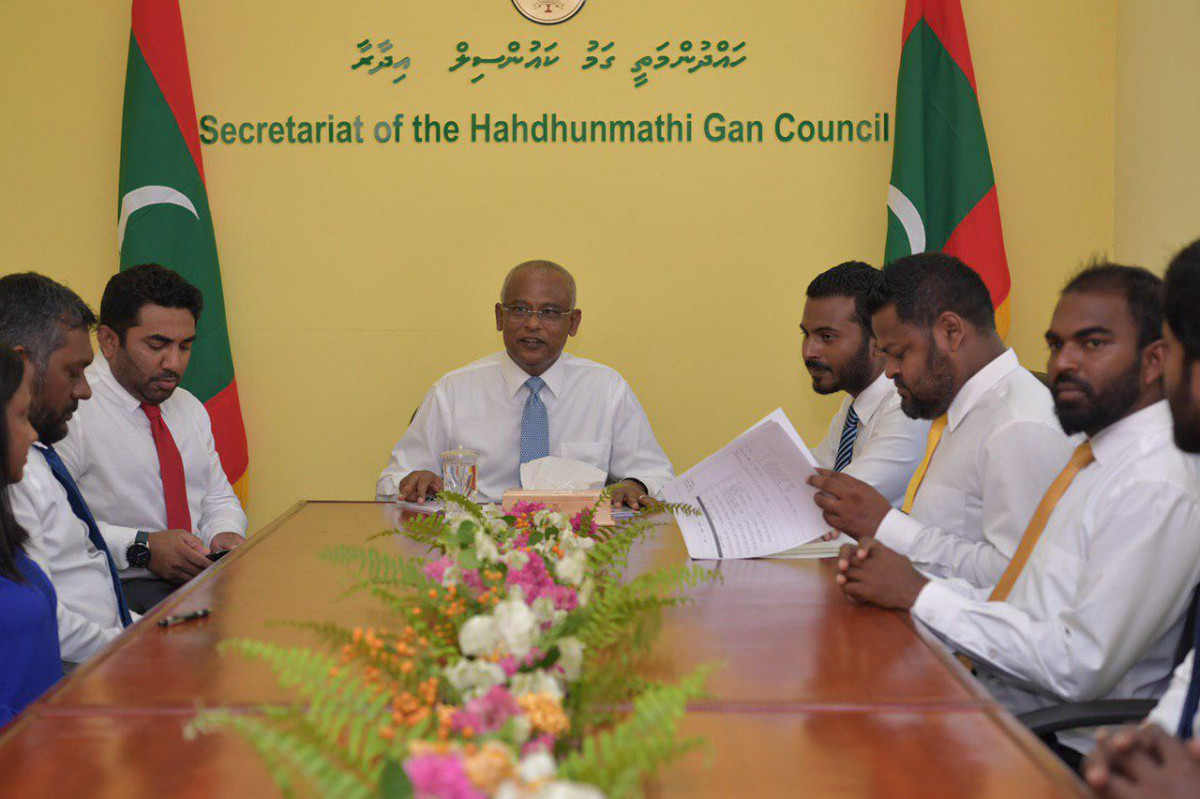 President Ibrahim Mohamed Solih meets with Gan councilors and institution representatives, as well as cabinet ministers