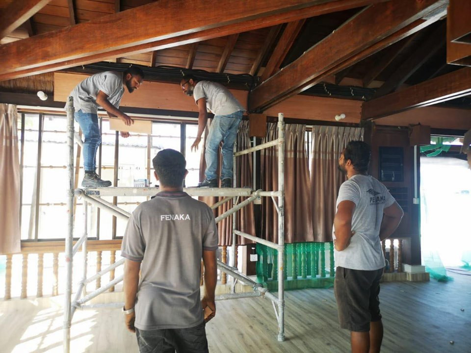 ފަރުކޮޅު އައިސޮލޭޝަން ފެސިލިޓީގެ މަސައްކަތްތައް ކުރަނީ