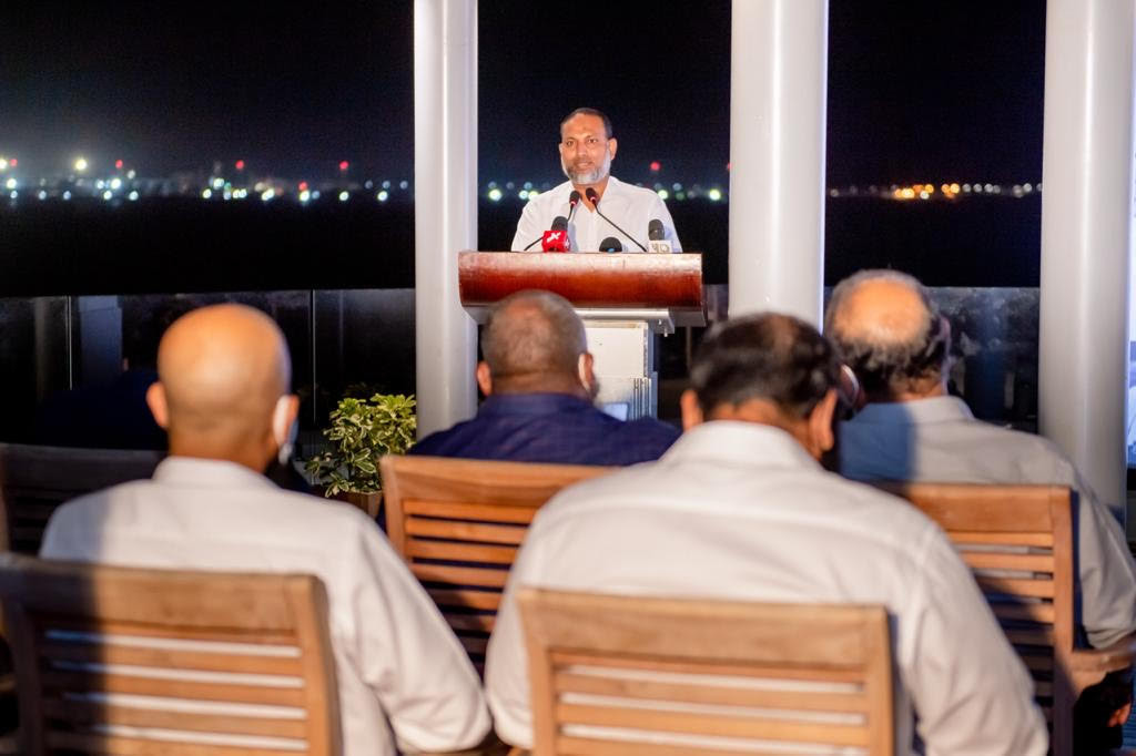 ކެމްޕެއިން ލޯންޗިންގ އިވެންޓްގެ ތެރެއިން