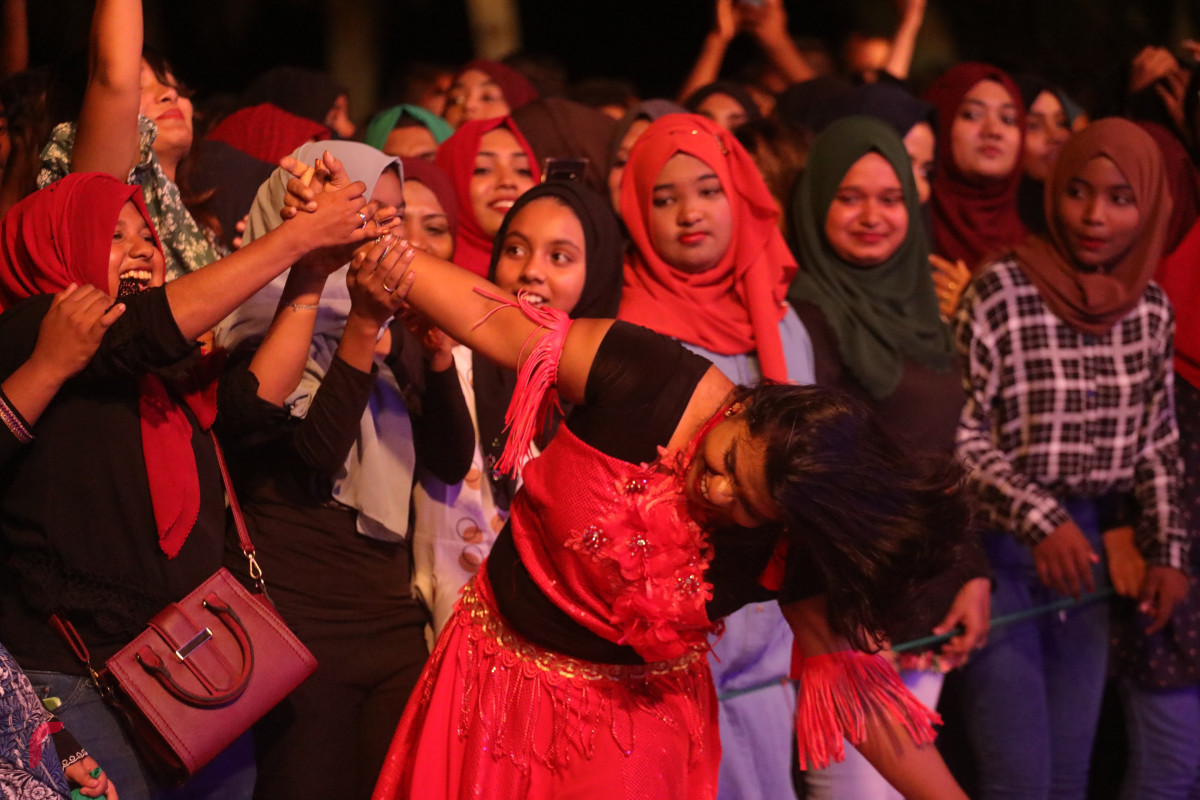 12 އޮގަސްޓު 2019/ހއ.ހޯރަފުށި --ހާއުފާ ޢީދު ޝޯގައި ސުނީތާގެ ހަރަކާތްތައް ވަނީ ގެނެސްދީފައި--ފޮޓޯ: ޝުއައިބް މުހައްމަދު