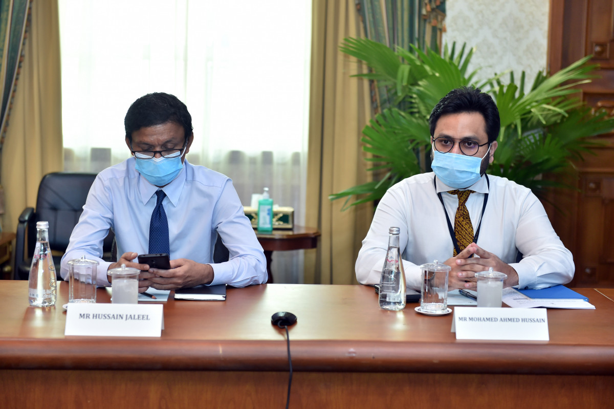 ރާއްޖޭގެ ބޯޑަރު ހުޅުވާލުމުގެ ކުރިން ވާންޖެހޭ ތައްޔާރީތަކާ ބެހޭގޮތުން ރައީސުލްޖުމްހޫރިއްޔާ އކަމާބެހޭ ފަރާތްތަކާއި މަޝްވަރާކުރެއްވުން -- ފޮޓޯ: ރައީސް އޮފީސް