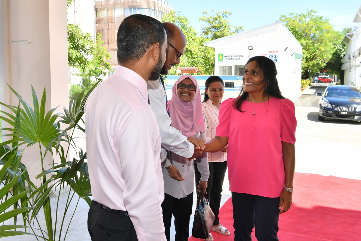 ހުޅުމާލެ ހޮސްޕިޓަލުގައި މެމޯގްރަފީގެ ޚިދުމަތް، ރައީސުލްޖުމްހޫރިއްޔާގެ އަނބިކަނބަލުން އިފްތިތާޙް ކޮށްދެއްވުން -- ފޮޓޯ: ރައީސް އޮފީސް