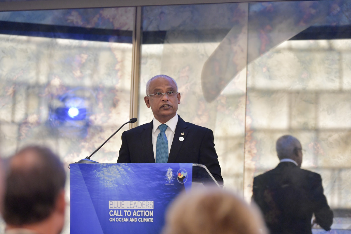 މިދިޔަ އަހަރު ބޭއްވި \"ބްލޫ ލީޑަރސް ކޯލް ފޯރ އެކްޝަން އޮން އޯޝަން ކްލައިމެޓް\" އިވެންޓުގައި ރައީސް ސޯލިހު ވާހަކަ ދައްކަވަނީ