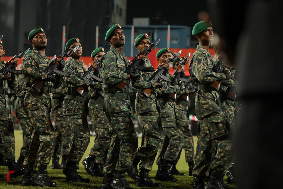 26 ޖުލައި 2019 --މިނިވަން ދުވަހުގެ ރަސްމީ ޕެރޭޑުގެ ހަރަކާތްތައް، ގަލޮޅު ދަނޑުގައި ބޭއްވި ޕެރޭޑް ޝަރަފްވެރި ކޮށްދެއްވީ ރައީސުލް ޖުމްހޫރިއްޔާ އިބްރާހިމް މުހައްމަދު ސޯލިހް-- ފޮޓޯ: ޝުއައިބް މުހައްމަދު