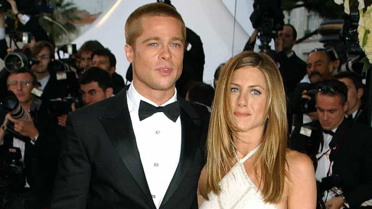 ޖެނިފަރ އެނިސްޓަން/ ބްރެޑް ޕިޓް