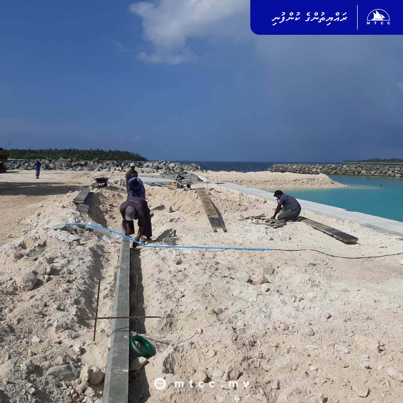 ހެނބަދޫ ބަނދަރު ތަރައްގީ ކުރުމުގެ މަސައްކަތުގެ ތެރެއިން