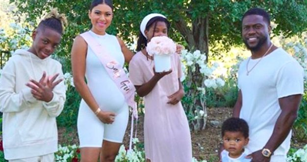 ކެވިން ހާޓްގެ 3 ދަރިންނާއި އޭނާގެ އަންހެނުން އެނިކޯ ޕެރިޝް