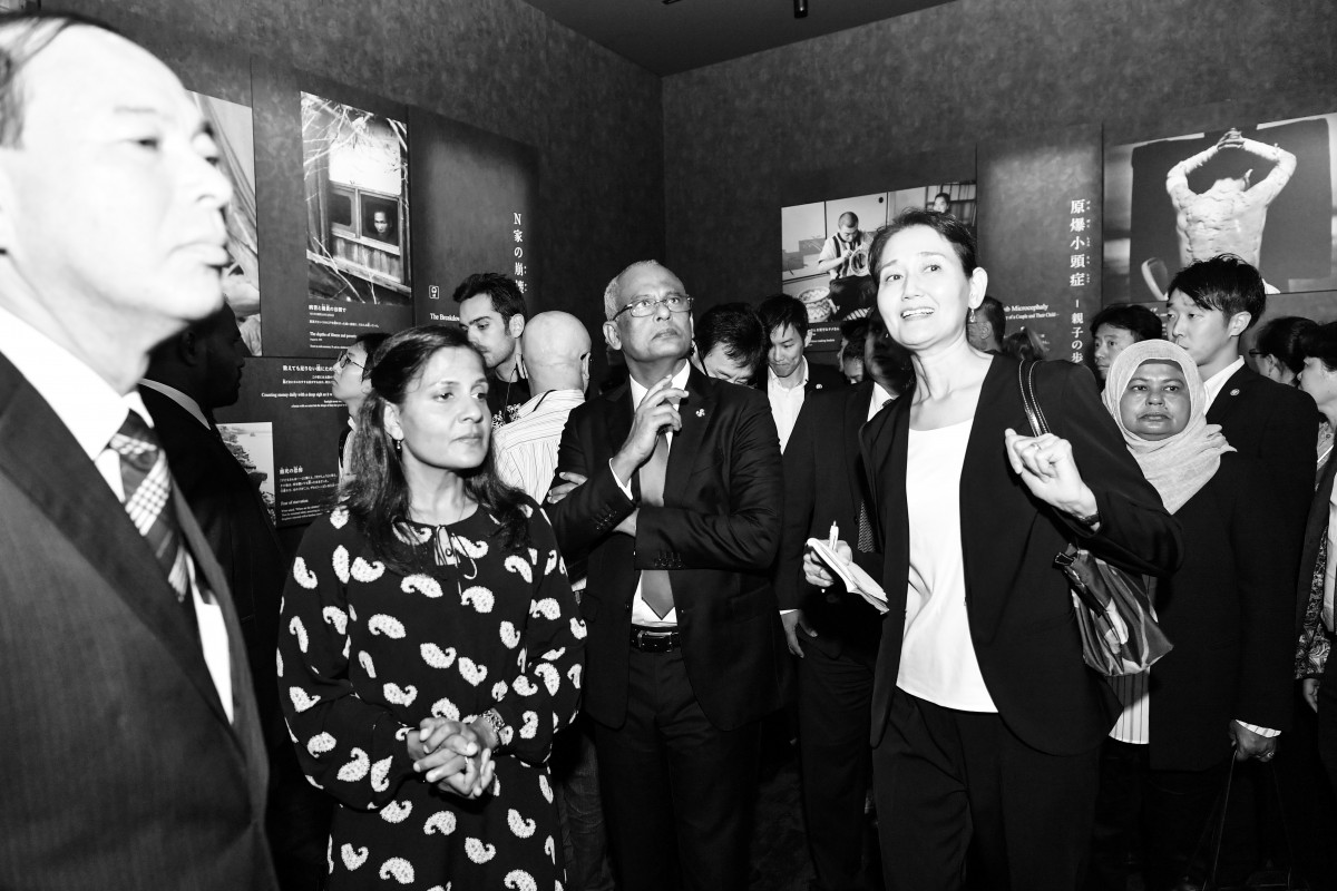 "ހީރޯޝީމާ ޕީސް މެމޯރިއަލް މިއުޒިއަމް" އަށް ރައީސުލްޖުމްހޫރިއްޔާ ޒިޔާރަތް ކުރެއްވުން -- ފޮޓޯ: ރައީސް އޮފީސް