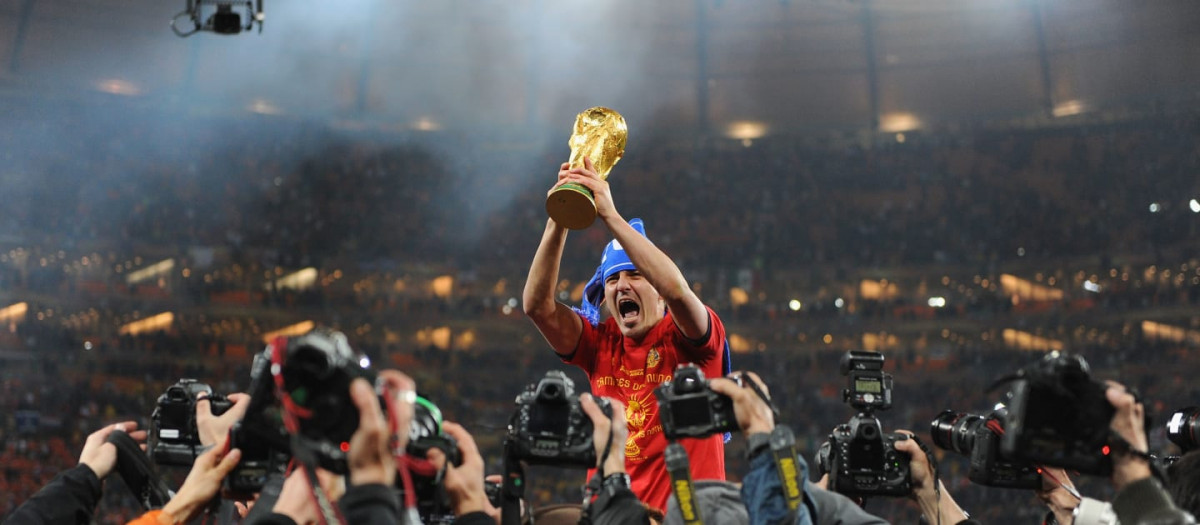 ޑޭވިޑް ވިއާ