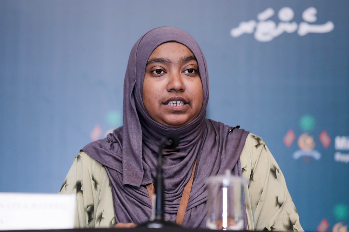 ޑރ. ނަޒްލާ ރަފީގް